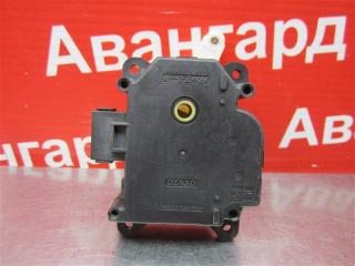 Запчасть привод заслонок отопителя Lexus GS300 1999