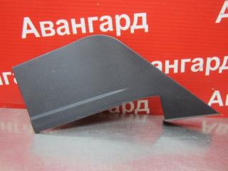 Уголок декоративный передний правый Toyota Camry 2014