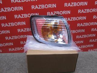 Запчасть поворотник правый Nissan Maxima 95-00