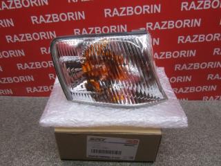 Поворотник правый Toyota Chaser 96-01