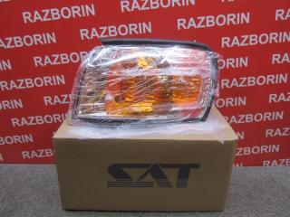 Поворотник левый Toyota Corolla 95-97