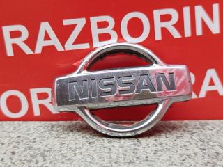 Фото запчасти эмблема Nissan Liberty 1999 Б/У запчасть Запчасть эмблема Nissan Liberty 1999