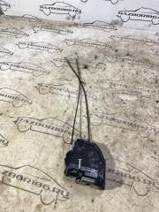 Запчасть замок двери задний левый Toyota Auris 2006-2012