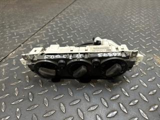 Запчасть блок управления отопителем Ford Focus 2004-2011