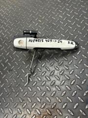 Запчасть ручка двери внешняя передняя правая Toyota Avensis 2003-2008