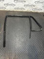 Уплотнительная резинка задняя левая Hyundai Santa Fe 2007