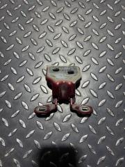 Фото запчасти петля двери задняя правая Renault Logan 2010 Б/У запчасть Запчасть петля двери задняя правая Renault Logan 2010