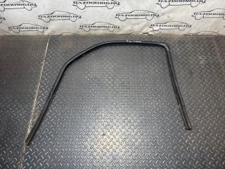 Уплотнительная резинка задняя левая Renault Logan 2010