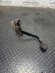 Запчасть педаль сцепления Mitsubishi Lancer 9 2005