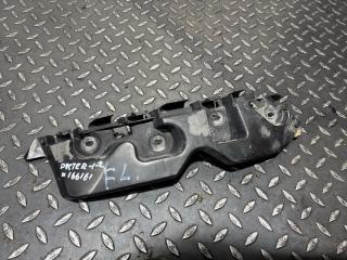 Фото запчасти кронштейн бампера передний левый Renault Duster 2017 Б/У запчасть Запчасть кронштейн бампера передний левый Renault Duster 2017