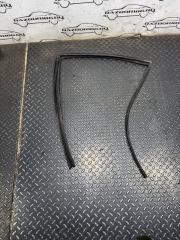 Уплотнительная резинка задняя левая Geely MK-Cross 2012