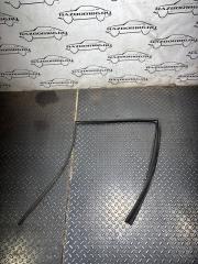 Уплотнительная резинка задняя правая Geely MK-Cross 2012