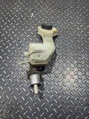 Цилиндр тормозной главный Mazda 3 2005