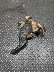 Запчасть рычаг стояночного тормоза (ручник) Infiniti FX 2003-2007