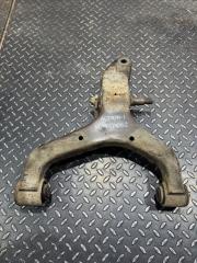 Фото запчасти рычаг передний левый передний левый SsangYong Actyon 2007 Б/У запчасть Запчасть рычаг передний левый передний левый SsangYong Actyon 2007