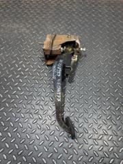 Фото запчасти педаль сцепления SsangYong Actyon 2007 Б/У запчасть Запчасть педаль сцепления SsangYong Actyon 2007