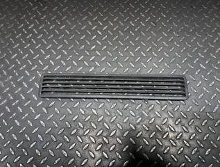 Запчасть дефлектор воздушный задний Volkswagen Multivan 2008