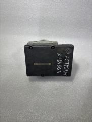 Фото запчасти блок abs (насос) SsangYong Actyon 2007 Б/У запчасть Запчасть блок abs (насос) SsangYong Actyon 2007