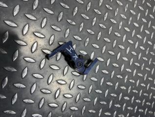 Запчасть петля двери задняя правая Volkswagen Polo 2014