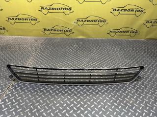 Запчасть решетка в бампер Lexus LS460