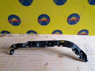 Фото запчасти клипса бампера задняя правая BMW 116i 2004-2007 контрактная запчасть Запчасть клипса бампера задняя правая BMW 116i 2004-2007