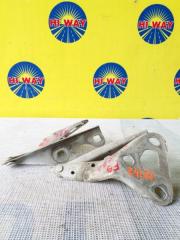 Запчасть петля капота SUBARU TRAVIQ