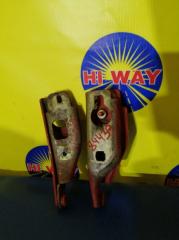 Фото запчасти петля капота BMW 318i 1993-2000 контрактная запчасть Запчасть петля капота BMW 318i 1993-2000