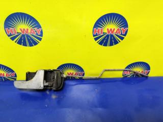 Фото запчасти ручка внутренняя передняя правая NISSAN PRIMERA 1990-1995 контрактная запчасть Запчасть ручка внутренняя передняя правая NISSAN PRIMERA 1990-1995