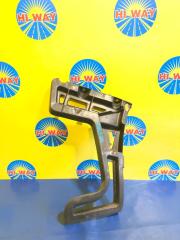 КЛИПСА БАМПЕРА задняя правая PEUGEOT 5008 2013