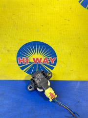 Запчасть датчик airbag Audi A6 2012