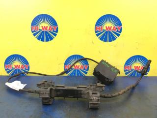 Фото запчасти датчик abs задний правый BMW 1-SERIES 2012 контрактная запчасть Запчасть датчик abs задний правый BMW 1-SERIES 2012