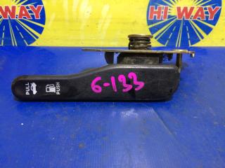 Фото запчасти ручка открывания бензобака NISSAN CEFIRO 1995 контрактная запчасть Запчасть ручка открывания бензобака NISSAN CEFIRO 1995