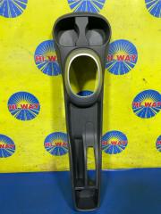 КОНСОЛЬ КУЛИСЫ КПП IST 2003 NCP60 2NZ-FE