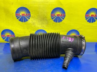 Запчасть патрубок воздушного фильтра PEUGEOT 407 2007