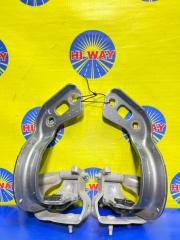 Фото запчасти крепление двери багажника AUDI A4 2010 контрактная запчасть Запчасть крепление двери багажника AUDI A4 2010