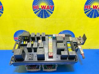 Фото запчасти блок предохранителей CHRYSLER 300C 2006 контрактная запчасть Запчасть блок предохранителей CHRYSLER 300C 2006