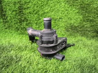 Запчасть насос водяной Volkswagen Golf
