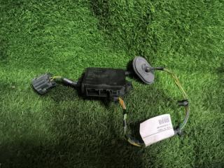 Блок управления парктроником V60 2012 FW48 B4164T