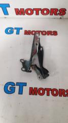 Петля (Шарнир капота) Toyota Platz 2000