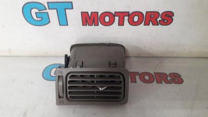 Дефлектор воздушный левый Toyota Corolla 2002