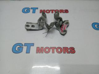 Петля (Шарнир дверной) передняя правая Toyota Corolla Rumion 2010