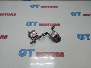 Петля (Шарнир дверной) передняя левая Mazda Atenza 2008