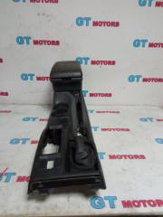 Подлокотник Nissan Terrano