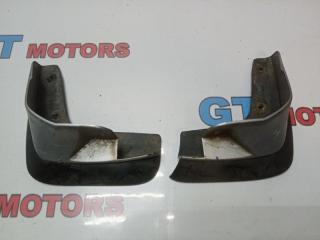 Брызговик задний Nissan Sunny 2000