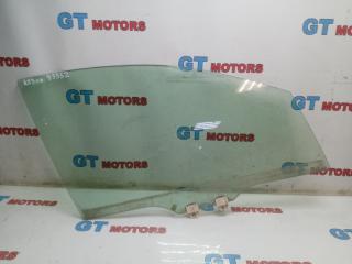 Стекло боковое переднее правое Honda Stream 2001