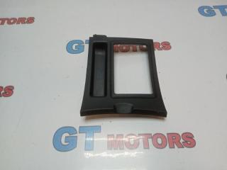 Консоль КПП Mazda Axela 2004