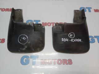 Брызговик передний Honda CR-V 2003