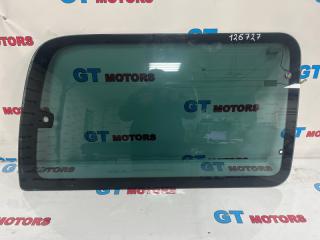 Стекло боковое заднее правое Toyota Hiace Regius 1999