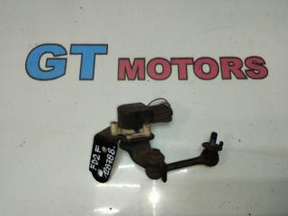 Датчик высоты дорожного просвета передний Honda Civic 2008 контрактная Датчик высоты дорожного просвета передний Honda Civic 2008