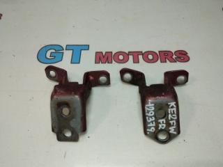 Петля (Шарнир дверной) передняя правая Mazda CX-5 2012